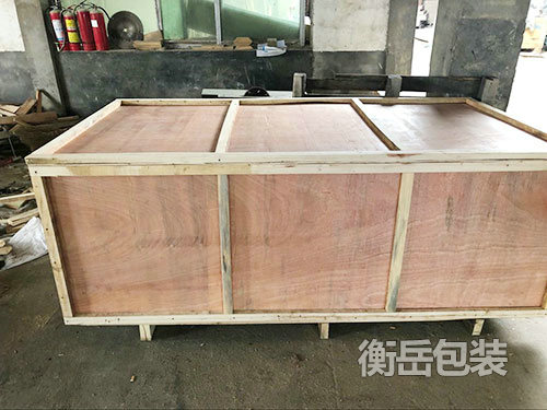 木箱